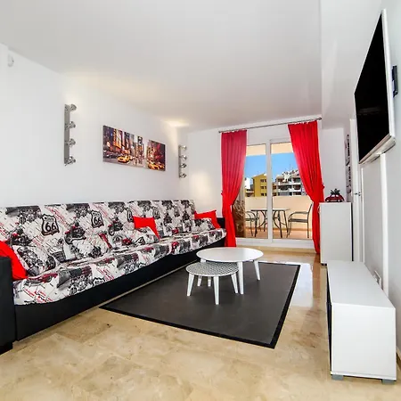 Bennecke Marilyn Apartment *